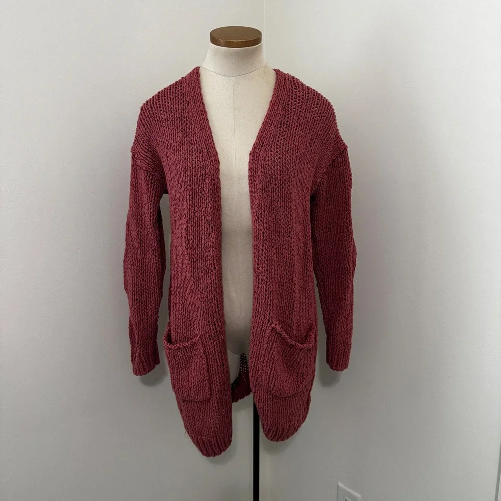 Free People Medium Mauve Pink Chunky Mid Length Cardigan Sweater Fall Layering